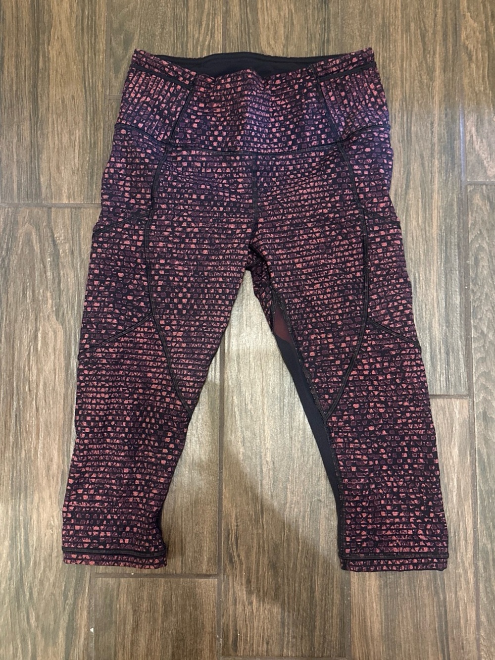 lululemon mesh capri leggings